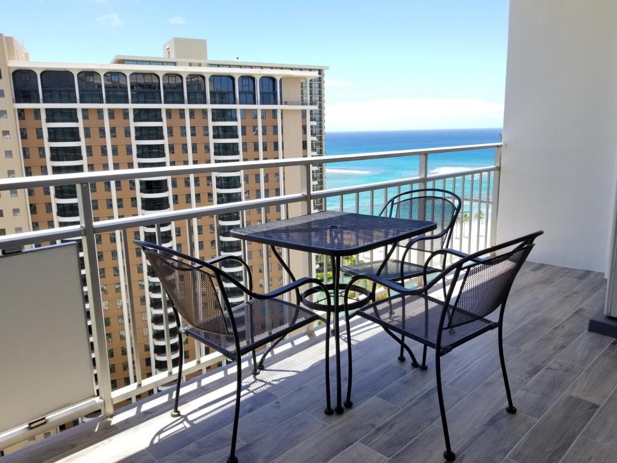 Ilikai Tower One Bedroom Lagoon View Waikiki Condos With Lanai & Free Wifi Honolulu Bilik gambar