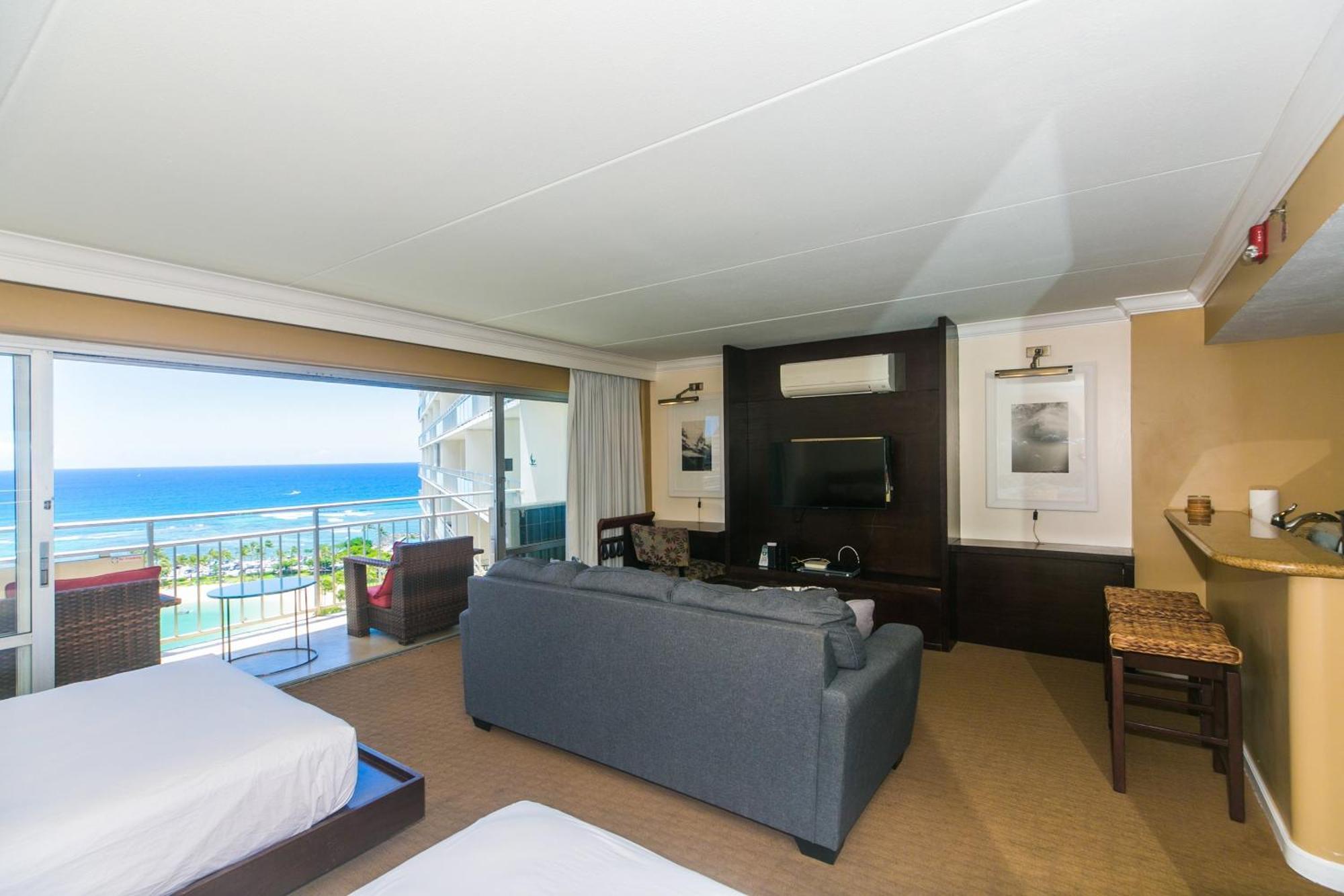 Ilikai Tower One Bedroom Lagoon View Waikiki Condos With Lanai & Free Wifi Honolulu Bilik gambar