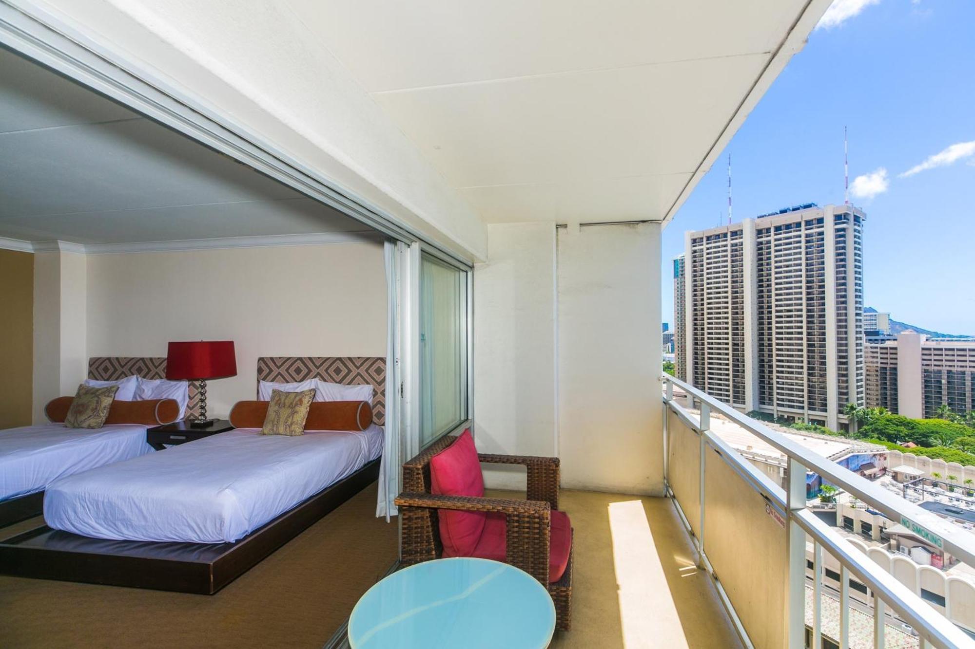 Ilikai Tower One Bedroom Lagoon View Waikiki Condos With Lanai & Free Wifi Honolulu Bilik gambar