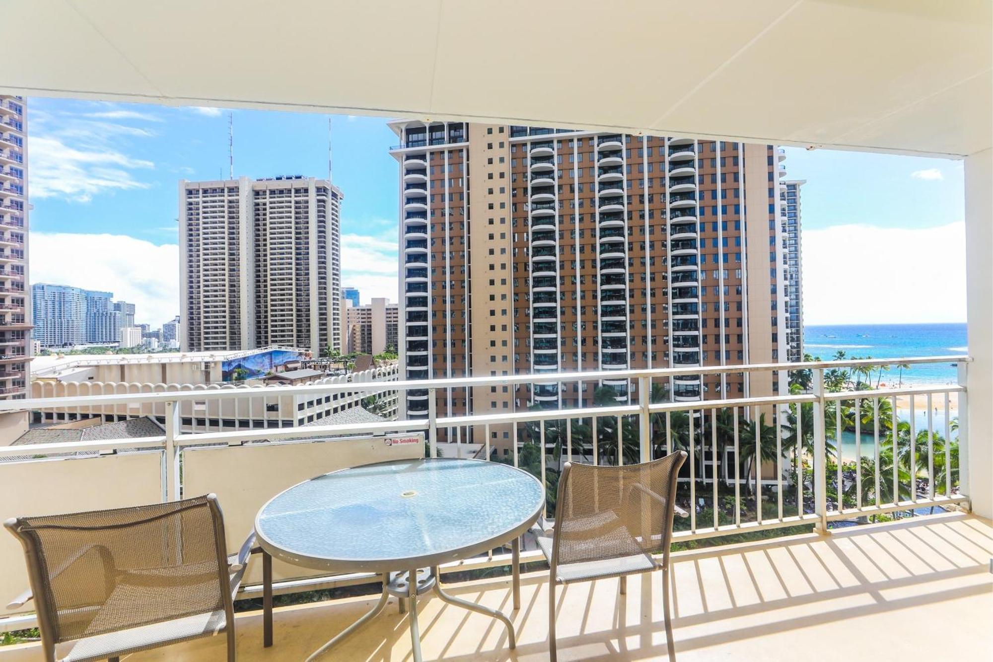 Ilikai Tower One Bedroom Lagoon View Waikiki Condos With Lanai & Free Wifi Honolulu Bilik gambar